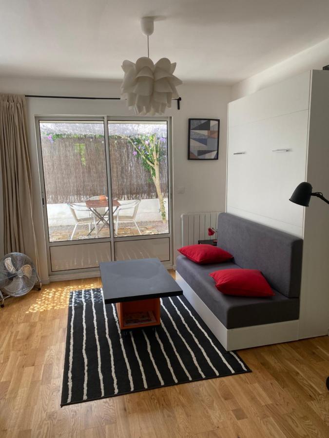 Grand Studio De 38M2 Et Cour Independante De 25M2 Dont Wifi Et Netflix Apartment Montpellier Exterior photo