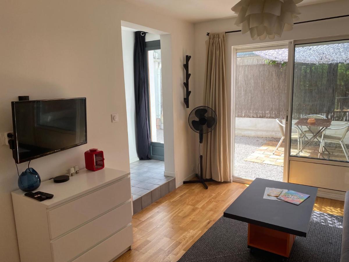 Grand Studio De 38M2 Et Cour Independante De 25M2 Dont Wifi Et Netflix Apartment Montpellier Exterior photo