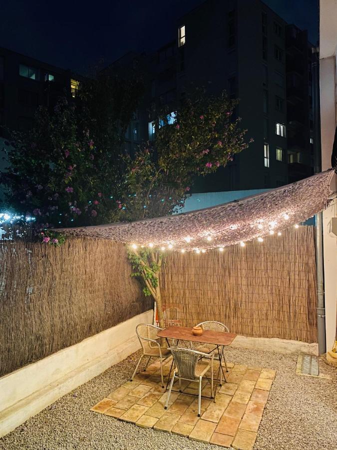 Grand Studio De 38M2 Et Cour Independante De 25M2 Dont Wifi Et Netflix Apartment Montpellier Exterior photo